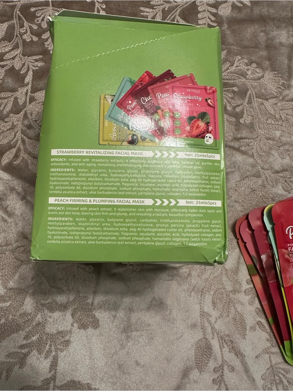 Aqua Women’s Skincare Mask Pack — Green Box with Pink Sachets